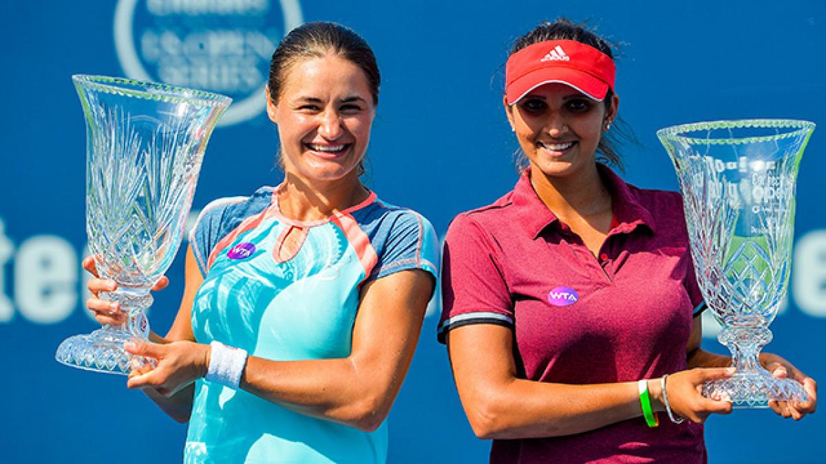 Ahead of US Open, Sania bags Connecticut Open doubles title